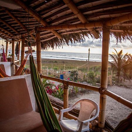 Beach Front Bungalows At The Coconut Canoa Eksteriør billede