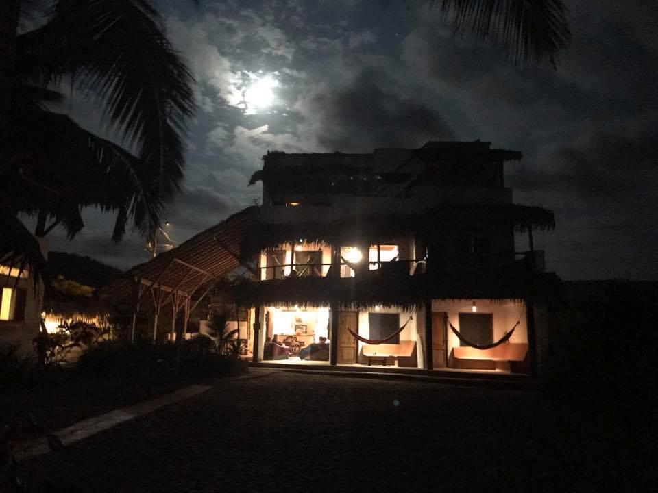Beach Front Bungalows At The Coconut Canoa Eksteriør billede