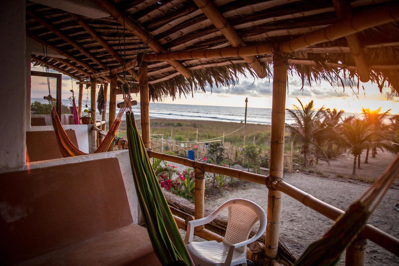 Beach Front Bungalows At The Coconut Canoa Eksteriør billede